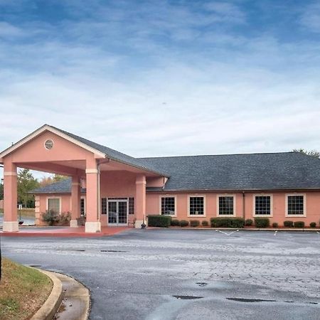 My Home & Suites Madison Ga Bagian luar foto