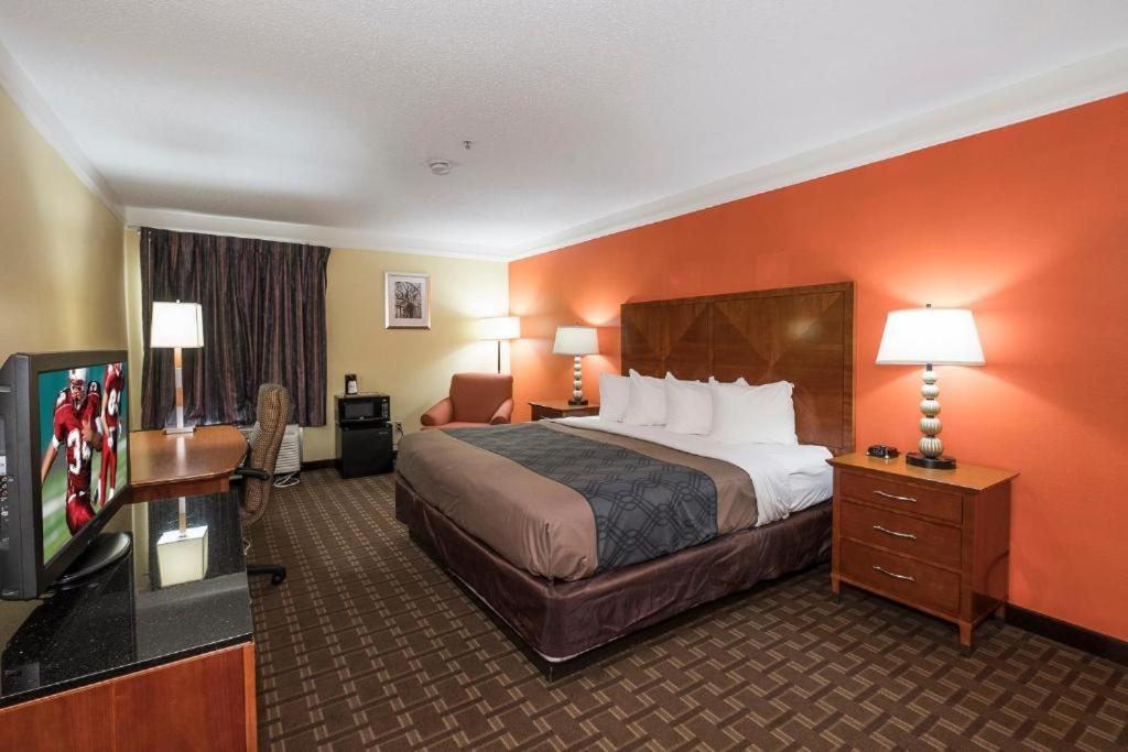My Home & Suites Madison Ga Bagian luar foto
